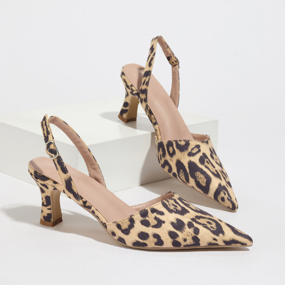 Sapatos de Salto Instinto Selvagem